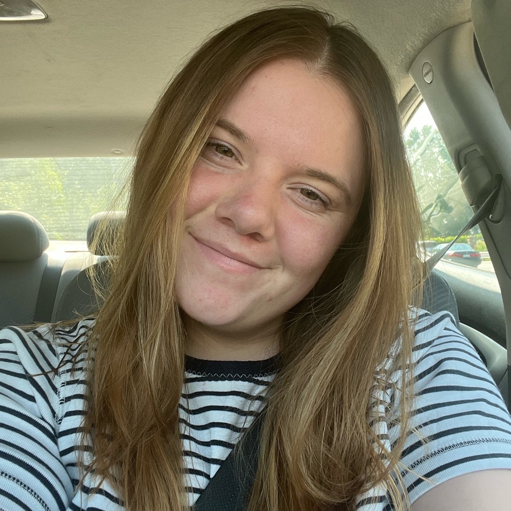 Meet your Posher, Lydia